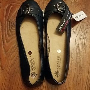 10 W Navy blue ballet flats